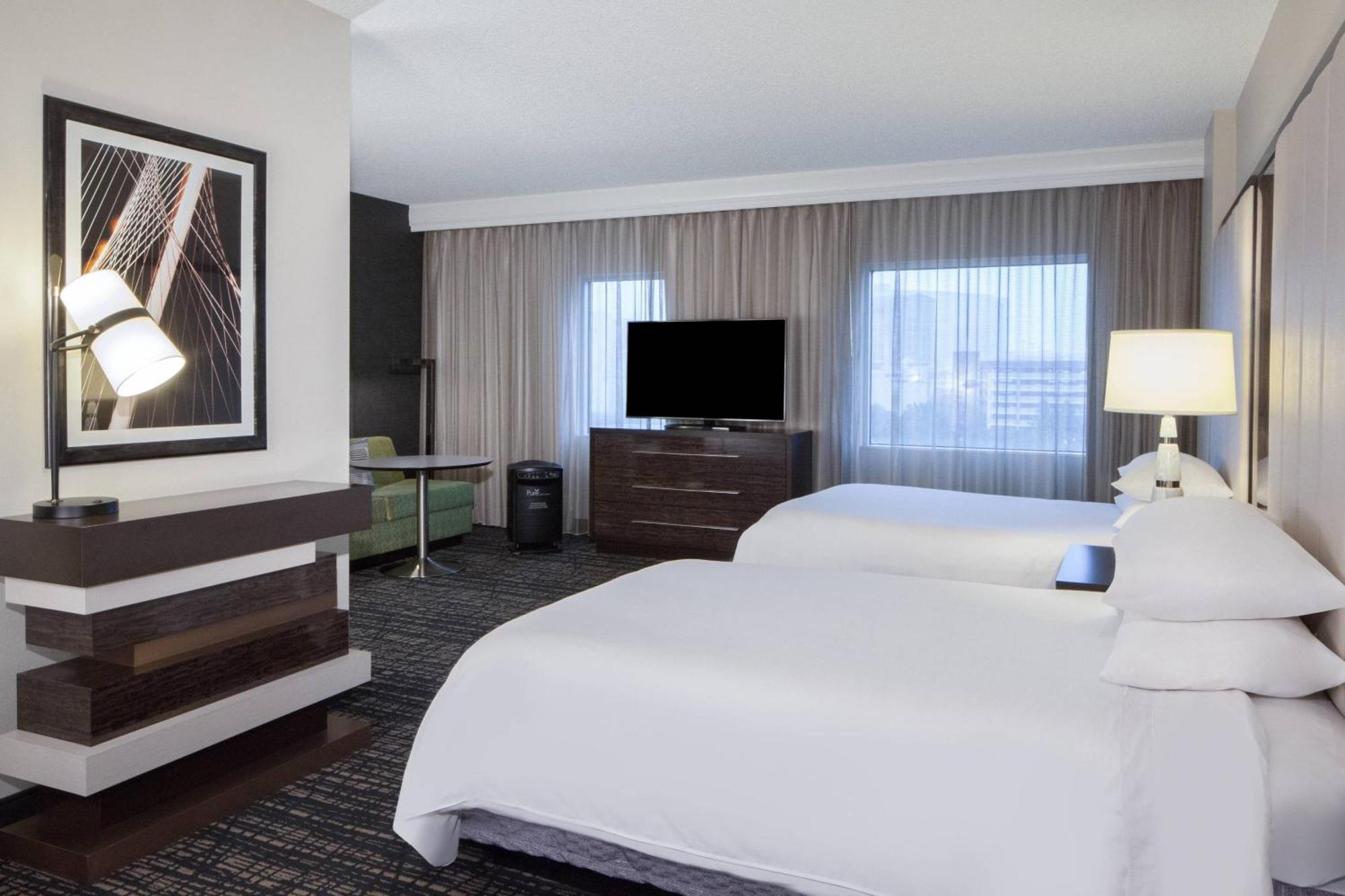 Dallas Marriott Suites Medical/Market Center Exteriör bild