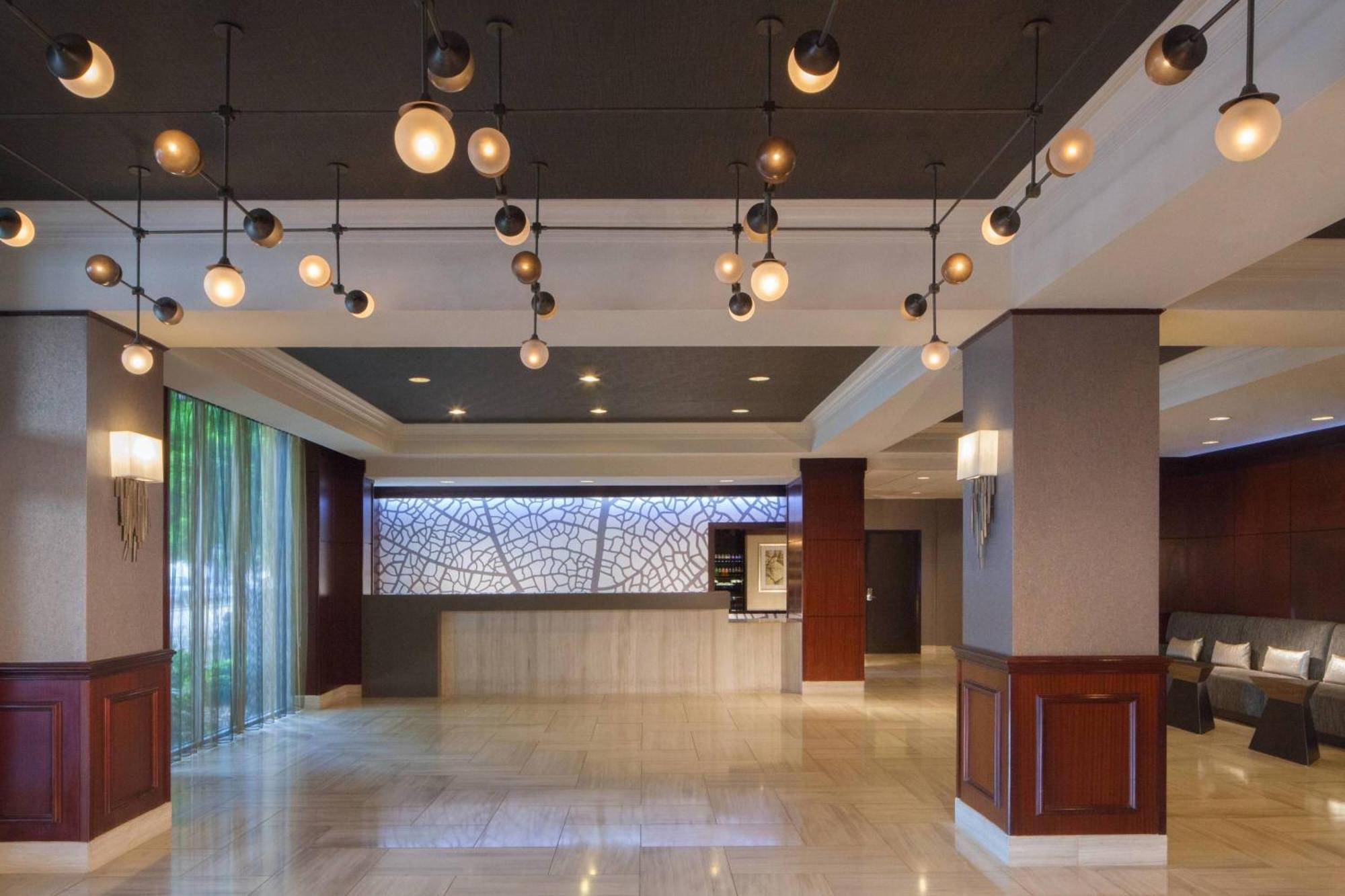 Dallas Marriott Suites Medical/Market Center Exteriör bild